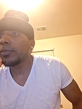 bigboytoy912 online show from March 2026 02:04:02 AM