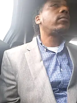 bigboytoy912 online show from April 2026 05:52:02 PM