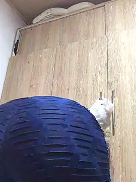 Abigail Cowen online show from December 2025 03:38:02 PM