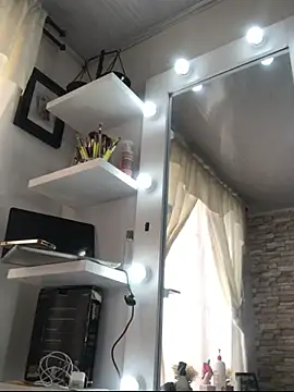 Abigail Cowen online show from February 2026 04:07:01 PM