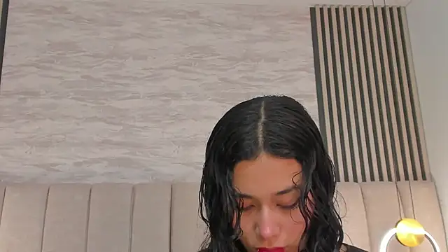 Snapshot of laura_smith33 chatting on October 2025 02:40:02 PM laura smith33 online show from October 2025 02:40:02 PM