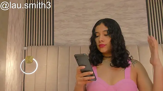 Snapshot of laura_smith33 chatting on November 2025 02:54:02 PM laura smith33 online show from November 2025 02:54:02 PM