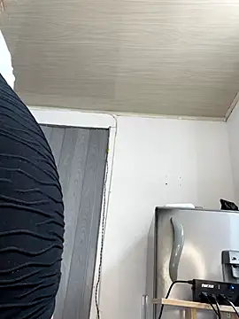 ZoeJohnsoon online show from December 2025 04:41:01 PM