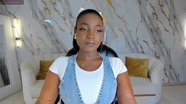 SavannahStorm online show from March 2026 05:31:02 PM