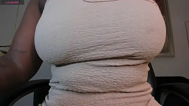 SavannahStorm online show from September 2025 12:21:01 PM