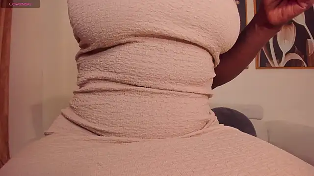 SavannahStorm online show from November 2025 08:58:02 PM