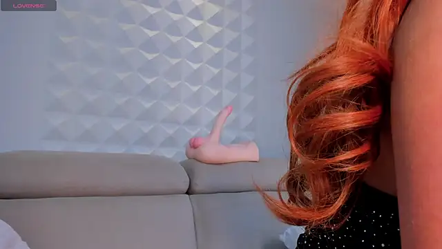 IsabellaHill  online show from December 2024 10:46:01 PM