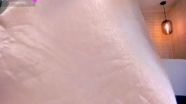 IsabellaHill  online show from December 2024 08:34:02 PM