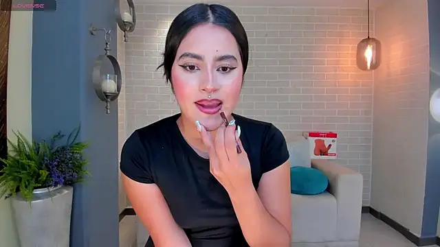 IsabellaHill  online show from December 2024 07:50:02 PM