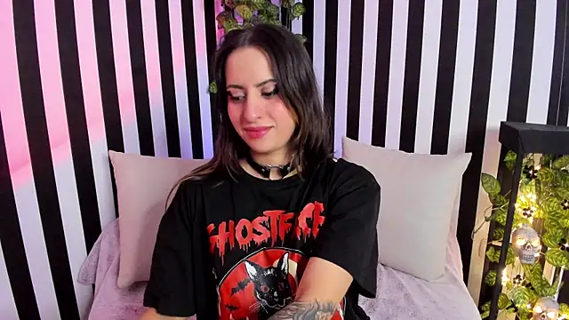 liz goth online show from May 2026 02:12:02 PM