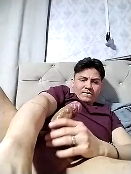 friki-boy- online show from October 2025 05:28:02 AM