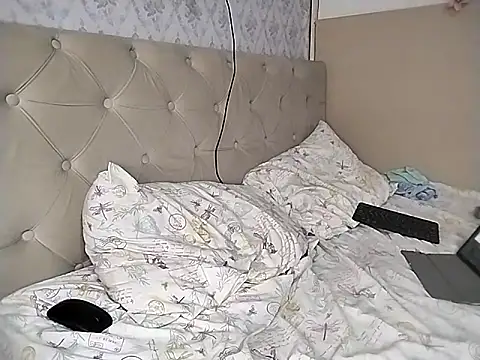 friki-boy- online show from September 2025 04:05:01 PM