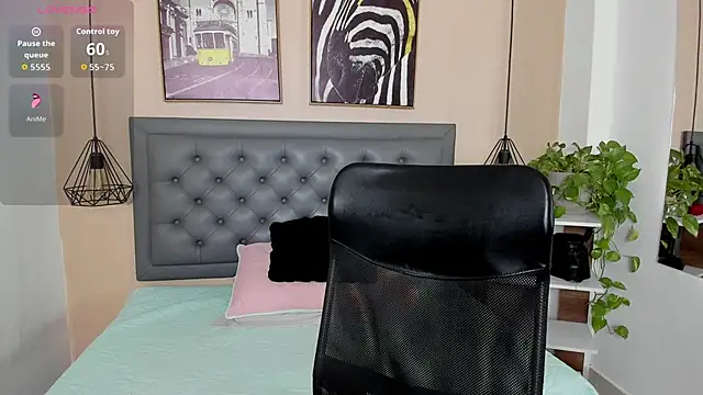 alicee cooper online show from October 2025 01:56:02 PM