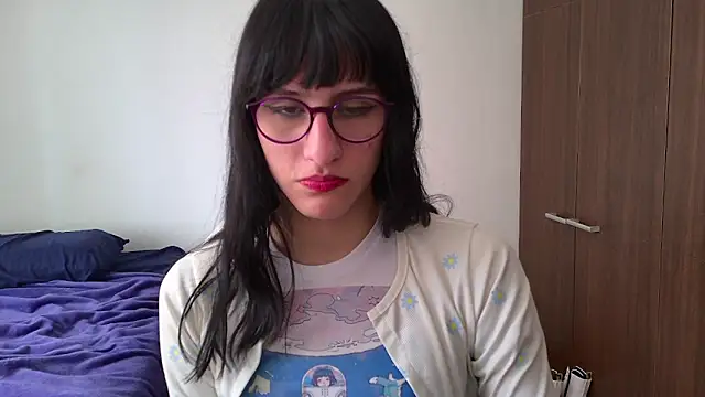 Snapshot of Alice_love29 chatting on January 2025 08:09:01 PM Alice love29 online show from January 2025 08:09:01 PM