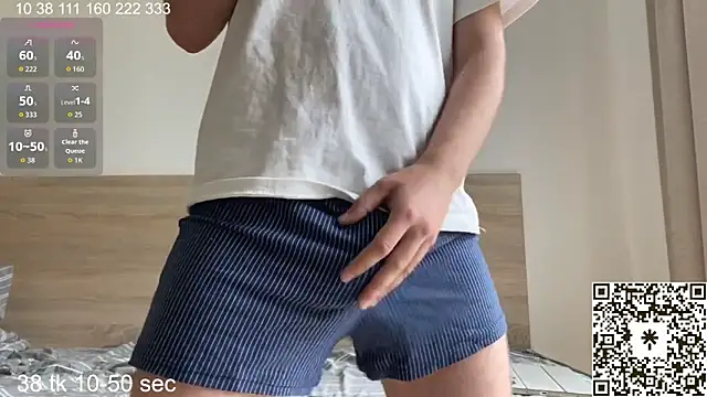 curlyboyy  online show from June 2026 05:47:02 PM