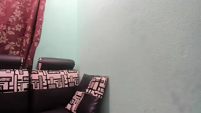 Nathaly love96 online show from March 2026 06:19:01 PM