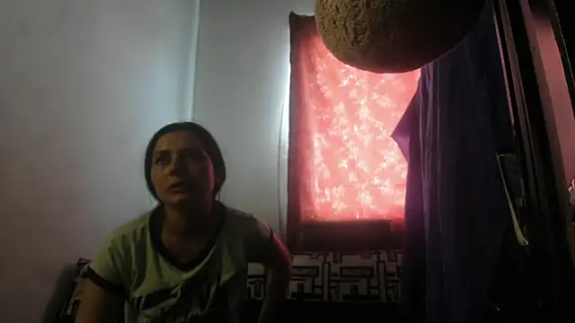 Nathaly love96 online show from May 2026 07:24:02 PM