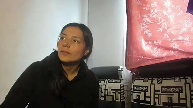 Nathaly love96 online show from June 2026 07:44:01 PM