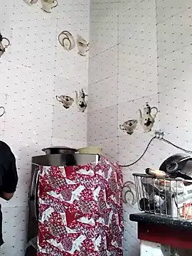 illay love online show from November 2025 05:22:02 AM