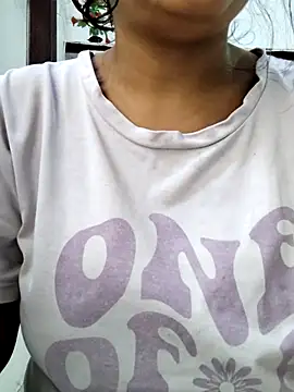 Snapshot of illay_love chatting on September 2025 05:47:02 AM illay love online show from September 2025 05:47:02 AM