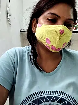 Snapshot of illay_love chatting on March 2026 05:44:01 AM illay love online show from March 2026 05:44:01 AM