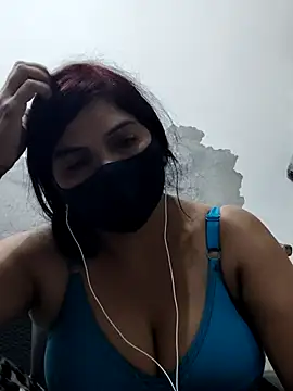Snapshot of illay_love chatting on October 2025 06:53:02 PM illay love online show from October 2025 06:53:02 PM