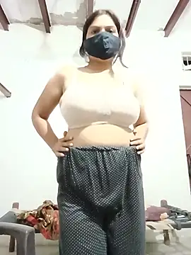 illay love online show from July 2026 05:09:02 PM
