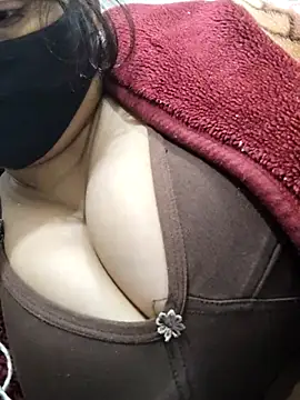 illay love online show from December 2025 05:58:02 PM