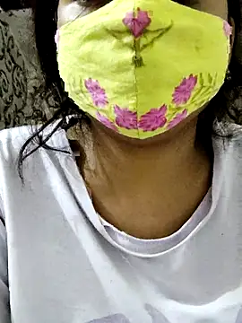 Snapshot of illay_love chatting on March 2026 03:28:01 AM illay love online show from March 2026 03:28:01 AM