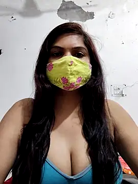 Snapshot of illay_love chatting on April 2026 06:31:02 AM illay love online show from April 2026 06:31:02 AM