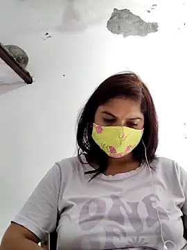 Snapshot of illay_love chatting on April 2026 07:59:02 AM illay love online show from April 2026 07:59:02 AM