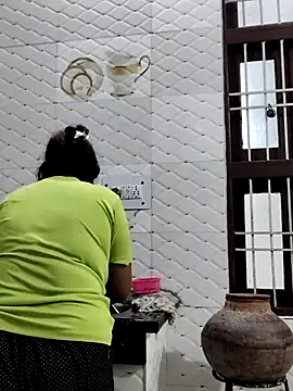 illay love online show from February 2026 03:56:02 PM