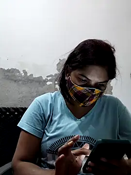 Snapshot of illay_love chatting on October 2025 01:56:01 PM illay love online show from October 2025 01:56:01 PM