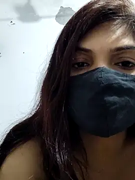 Snapshot of illay_love chatting on April 2026 05:15:02 PM illay love online show from April 2026 05:15:02 PM