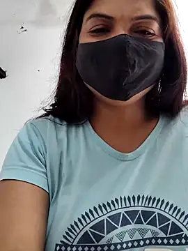 Snapshot of illay_love chatting on April 2026 05:11:01 AM illay love online show from April 2026 05:11:01 AM