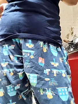 Snapshot of illay_love chatting on March 2026 04:11:01 AM illay love online show from March 2026 04:11:01 AM