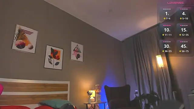 Margaret Clark  online show from December 2025 11:23:02 AM