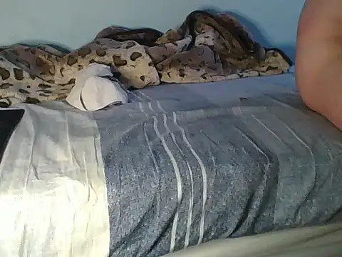 Horny208 online show from November 2025 01:59:02 PM