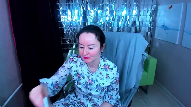 Ninasaaaa online show from March 2025 08:53:01 AM