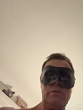 maturemale2024 online show from February 2026 08:10:01 PM