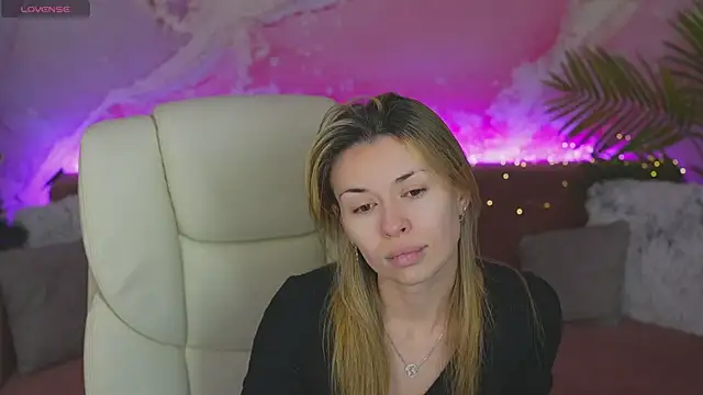 MayaRayy online show from January 2026 11:50:01 AM