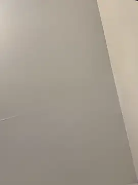 Lola bln online show from November 2025 02:28:01 PM