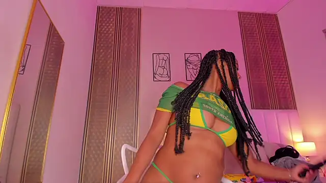 zoe sky  online show from October 2025 11:33:01 AM