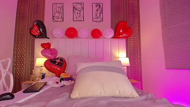 zoe sky  online show from September 2025 11:43:02 PM