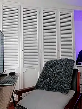 Adel Nesbiit online show from March 2026 07:29:01 PM