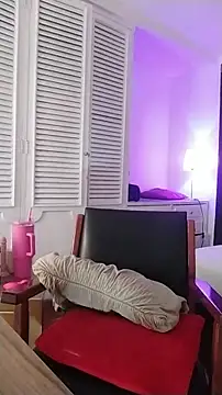 Adel Nesbiit online show from December 2025 07:55:02 PM