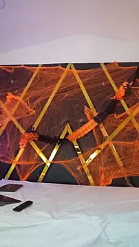 Adel Nesbiit online show from October 2025 07:37:01 PM