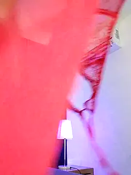 Adel Nesbiit online show from November 2025 11:14:02 AM