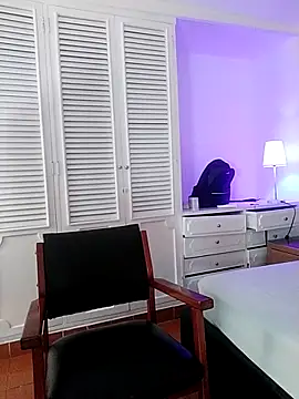 Adel Nesbiit online show from February 2026 07:44:02 PM