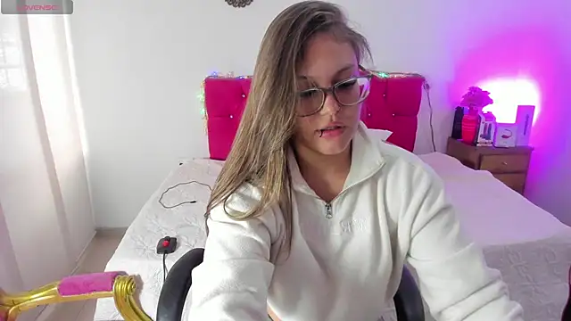 SofiaJoness  online show from March 2025 07:12:01 PM
